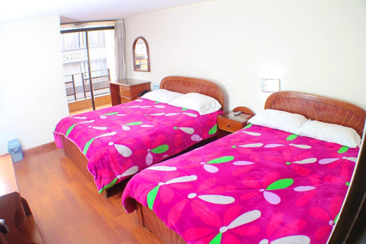 Hotel Santa Isabel 2 Ipiales Bagian luar foto