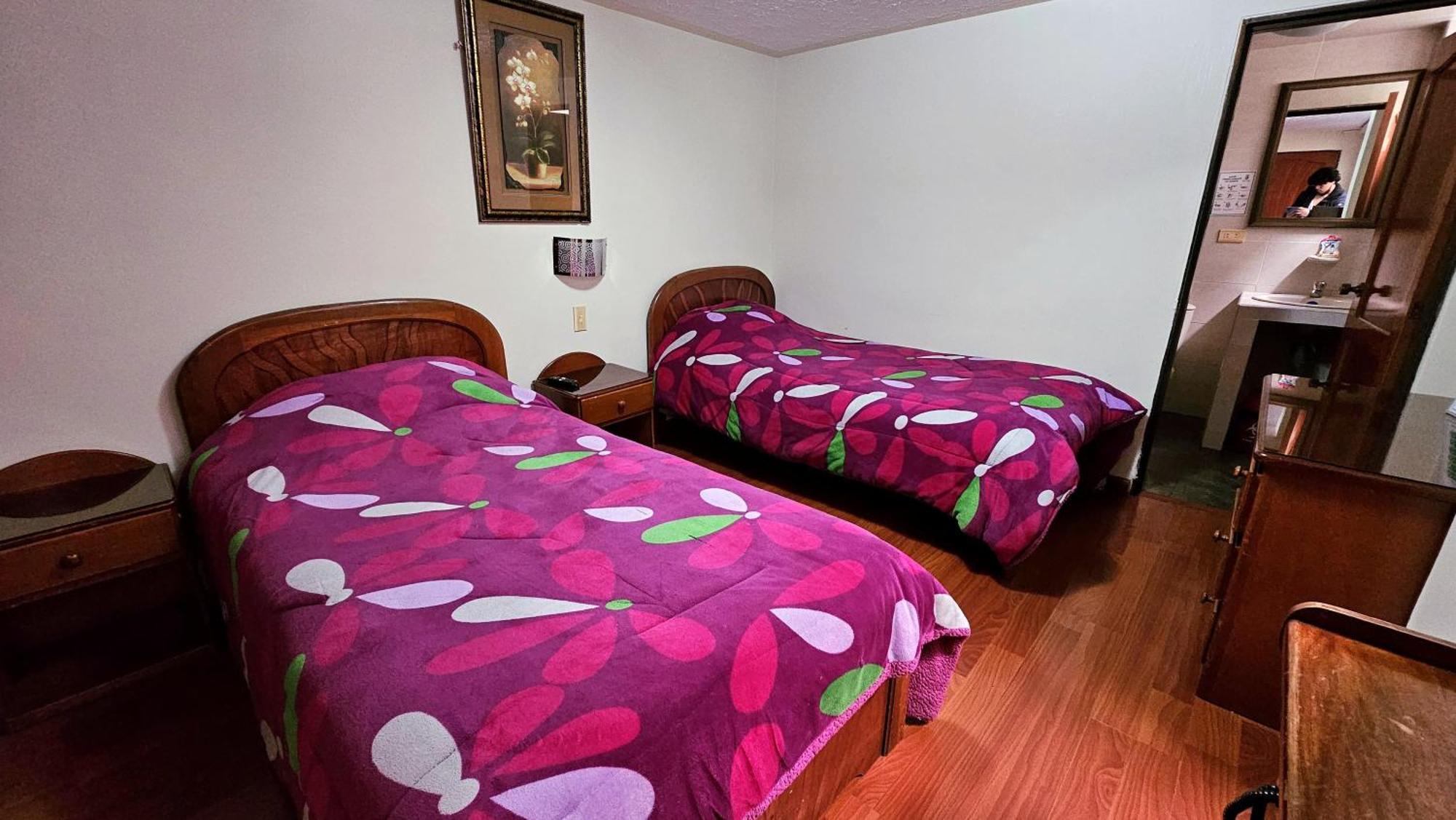 Hotel Santa Isabel 2 Ipiales Bagian luar foto